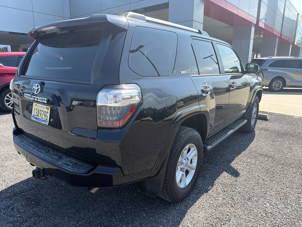 Used 2019 Midnight Black Metallic Toyota SR5 Premium image 6