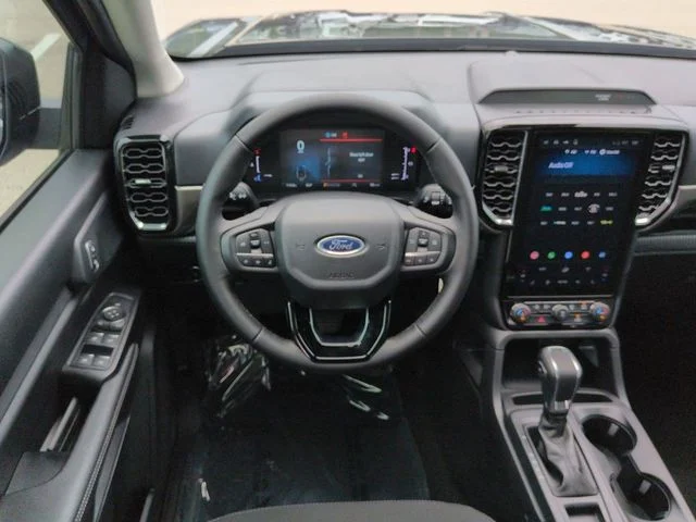 New 2026 Carbonized Gray Metallic Ford XLT image 16