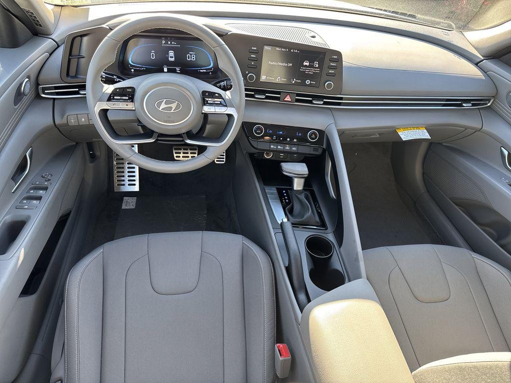 New 2026 White Hyundai SEL Sport image 22
