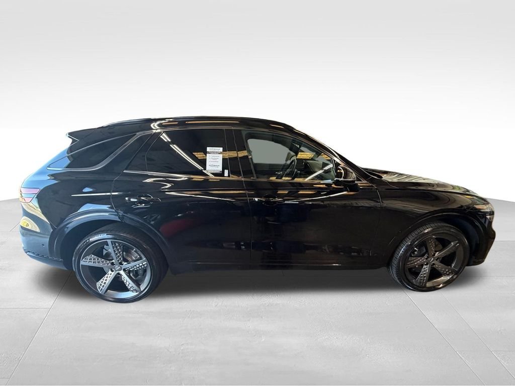 Used 2025 Black Genesis 3.5T Sport Advanced image 7