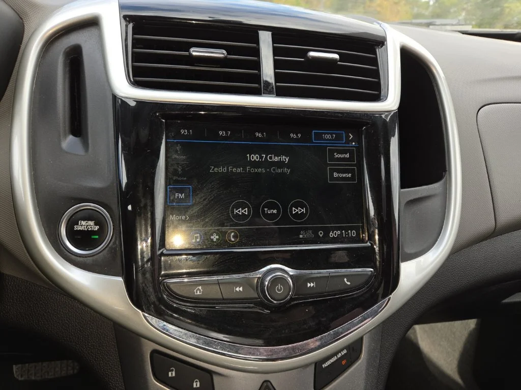 Used 2019 Gray Chevrolet Premier image 21