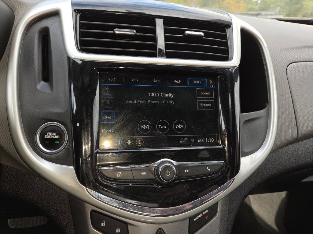 Used 2019 Gray Chevrolet Premier image 21