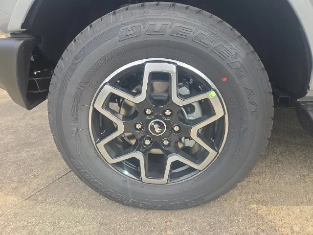 New 2026 Avalanche Gray Ford Outer Banks® image 28