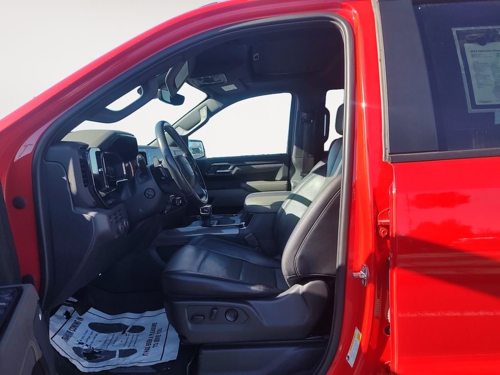 Used 2023 Red Chevrolet ZR2 image 9