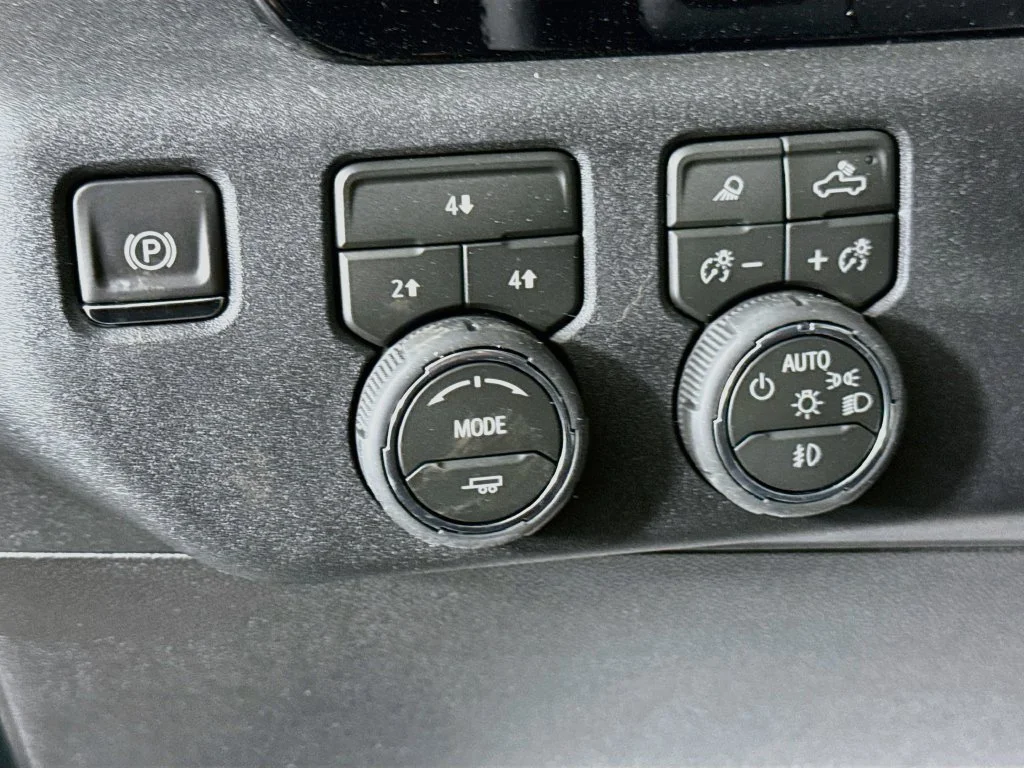 New 2026 Gray Chevrolet LT image 10