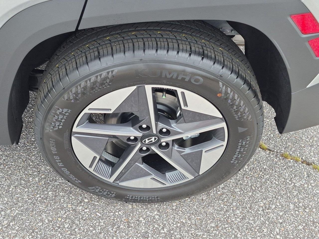 New 2026 Shimmering Silver Hyundai SEL AWD image 11