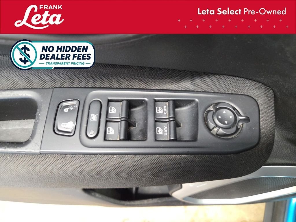 Used 2020 Bikini Metallic Clearcoat Jeep  image 21
