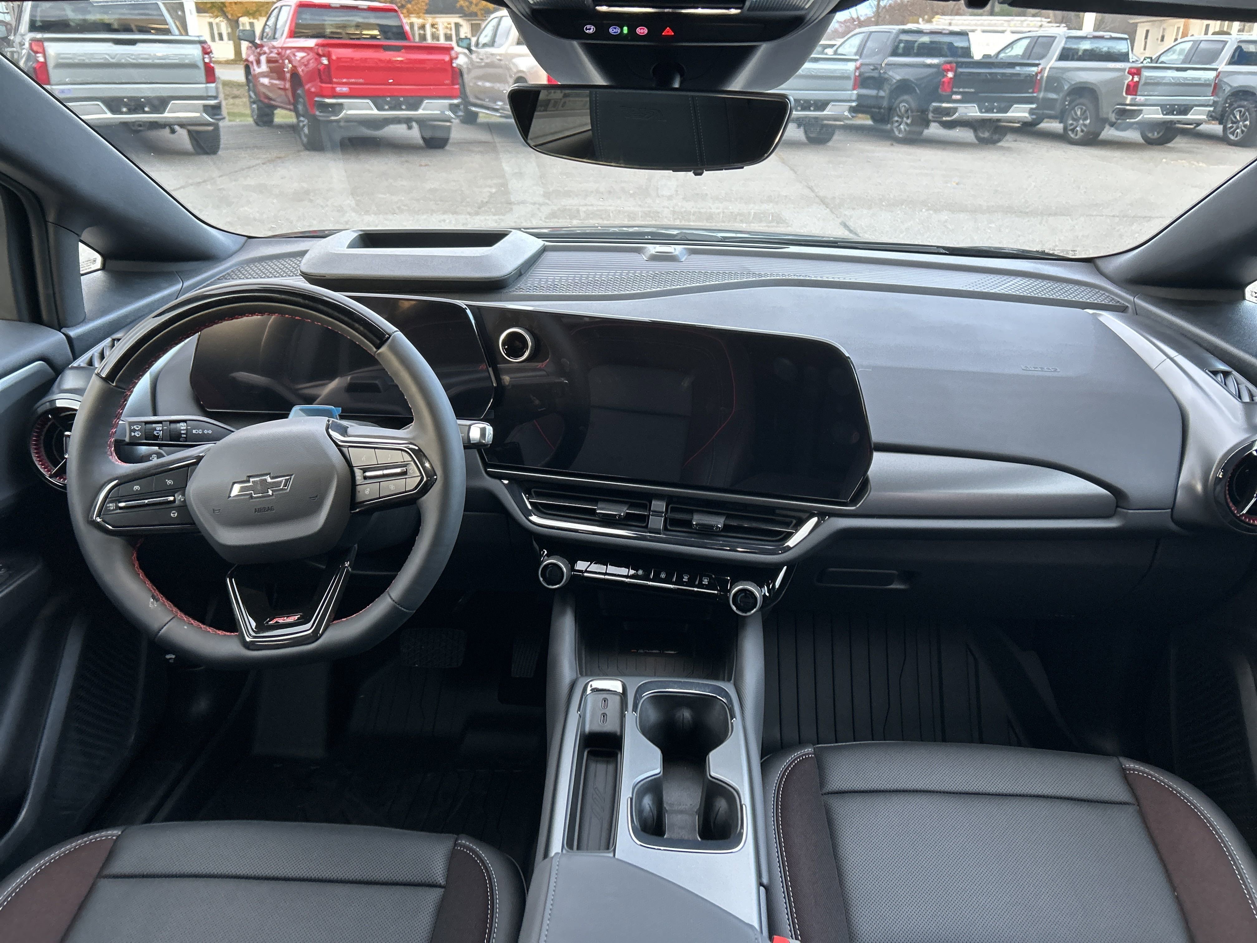 2026 Chevrolet Equinox EV RS - Photo 8