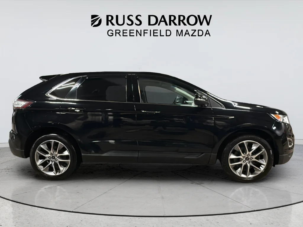 Used 2016  Ford Titanium image 6