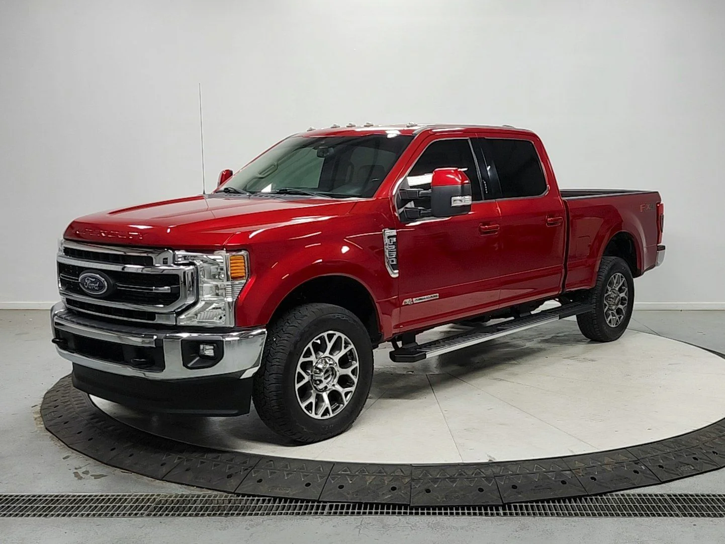 Used 2021 Red Ford Lariat image 3