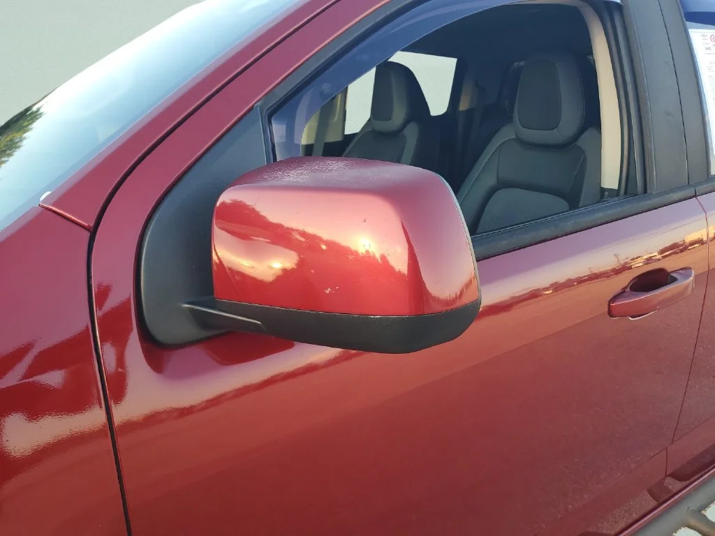 Used 2017 CAJUN RED TINTCOAT Chevrolet 4WD Z71 image 26