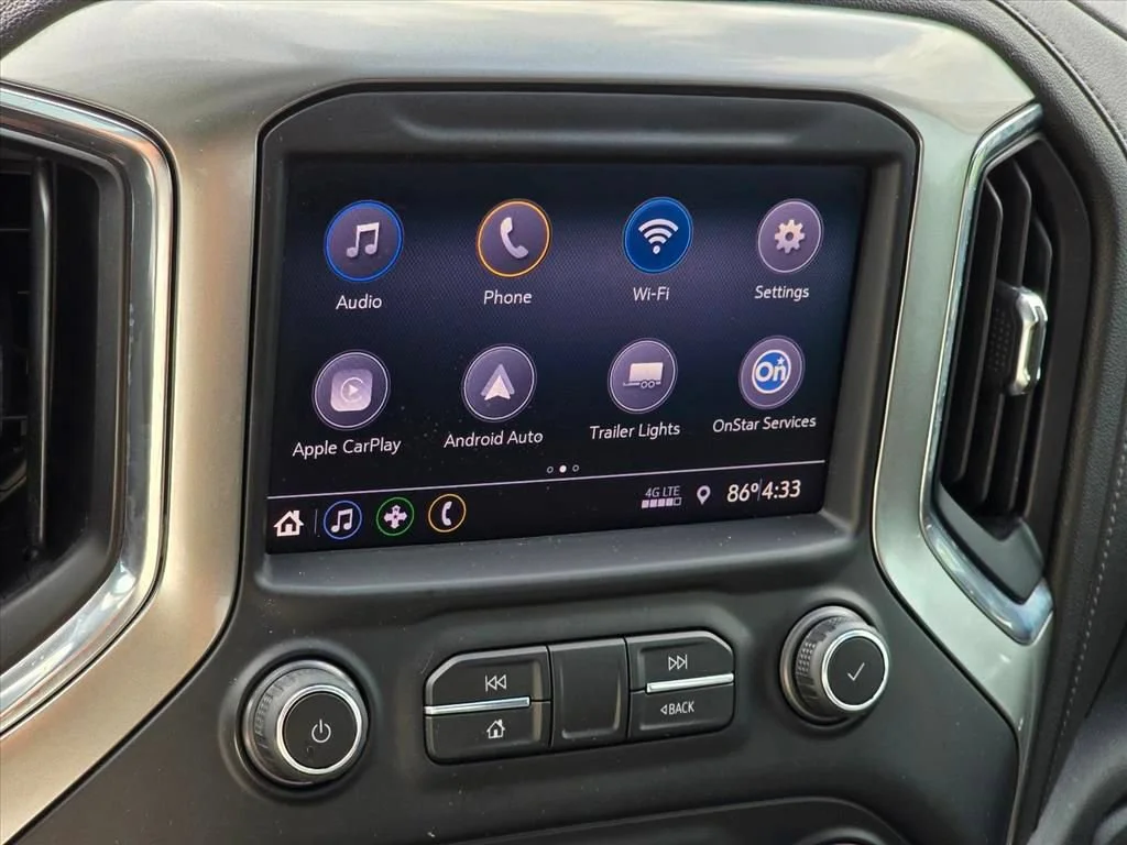 Used 2021 SHADOW GRAY METALLIC Chevrolet RST image 17