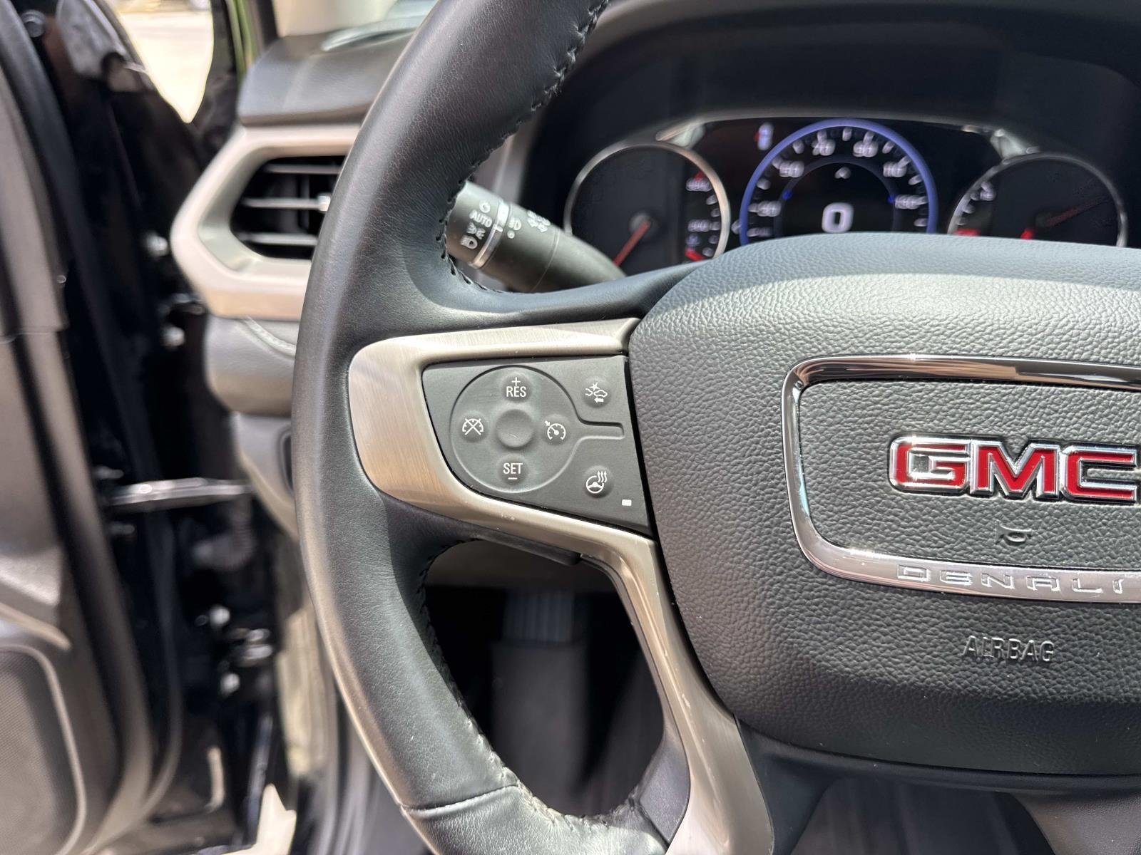 Used 2022 Black GMC Denali image 22