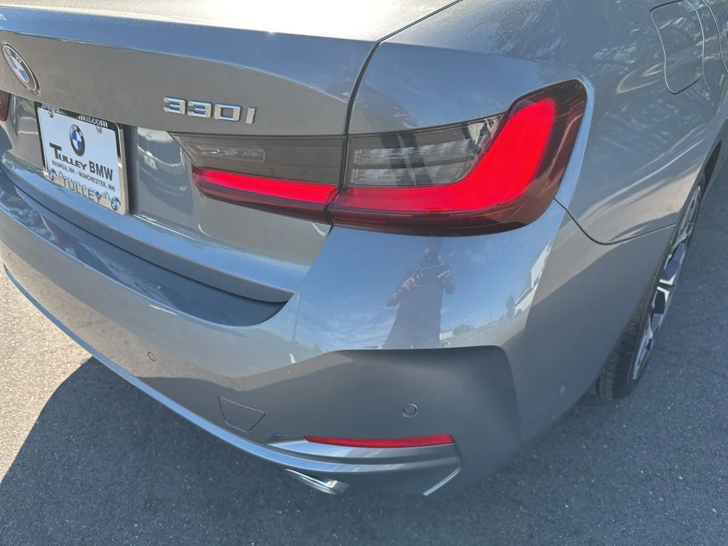 2026 BMW 3 Series 330i - Photo 28