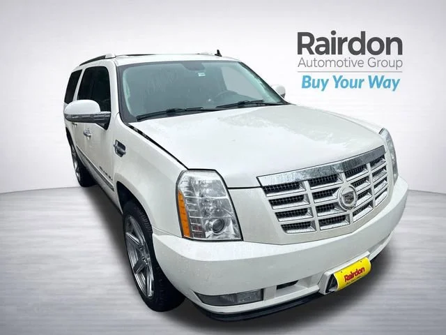 2010 Cadillac Escalade ESV AWD Premium's photo