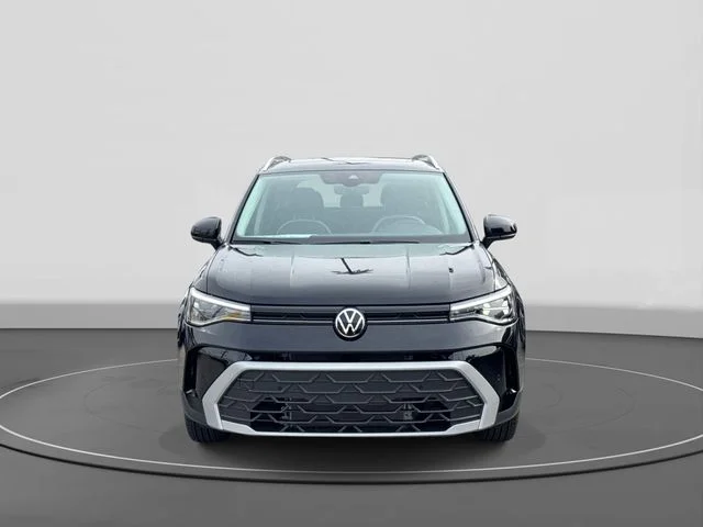 New 2026 Black Volkswagen 1.5T SE image 2