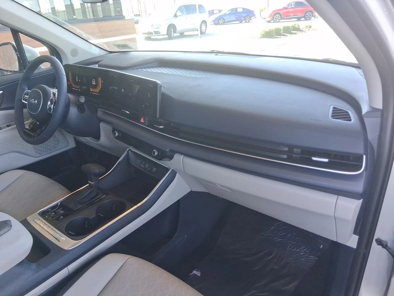 New 2026 White Kia EX image 11