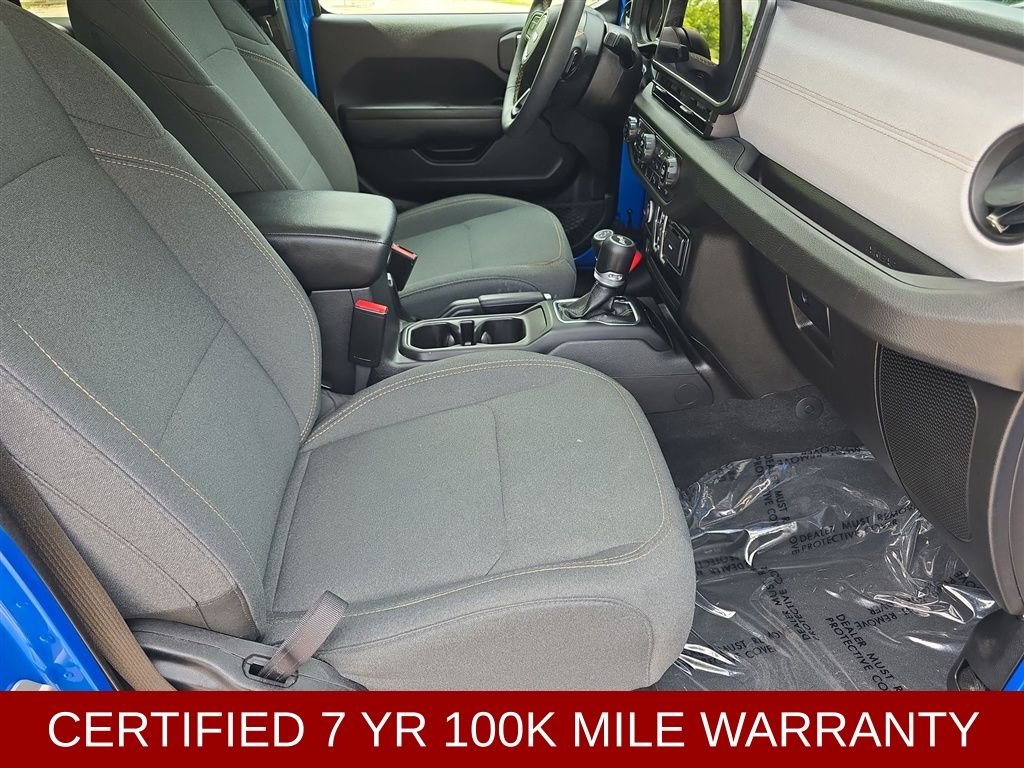Used 2024 Blue Jeep Sport S image 13