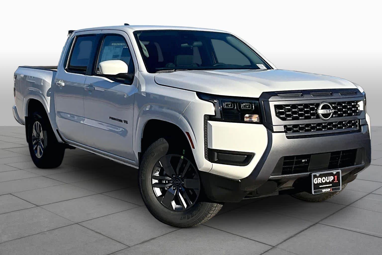 New 2027 Glacier White Nissan SV image 2