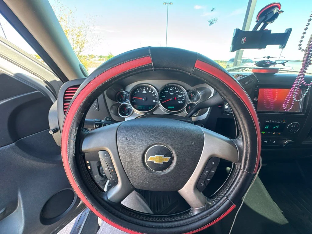 Used 2013 Chevrolet Silverado 1500 LT with VIN 3GCPCSE08DG234186 for sale in Granbury, TX