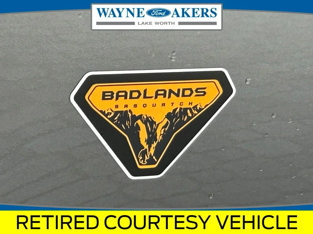 New 2025 Carbonized Gray Metallic Ford Badlands image 16
