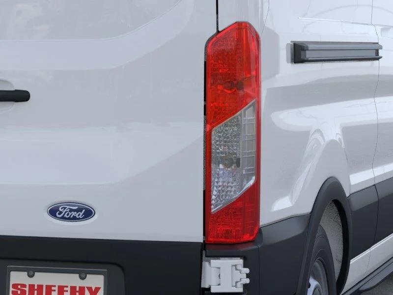 New 2026 Oxford White Ford  image 21