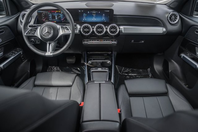 2026 Mercedes-Benz GLB GLB 250 - Photo 23