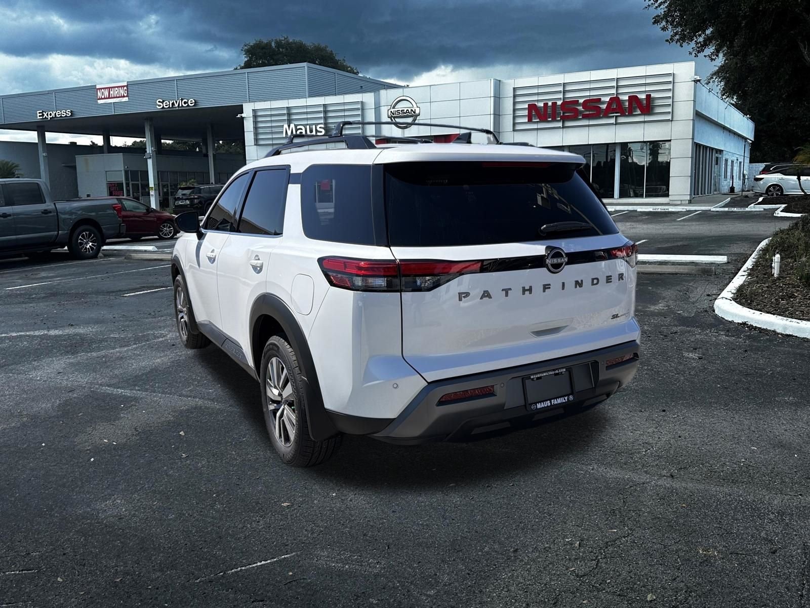 New 2026 Nissan Pathfinder SL 4D Sport Utility