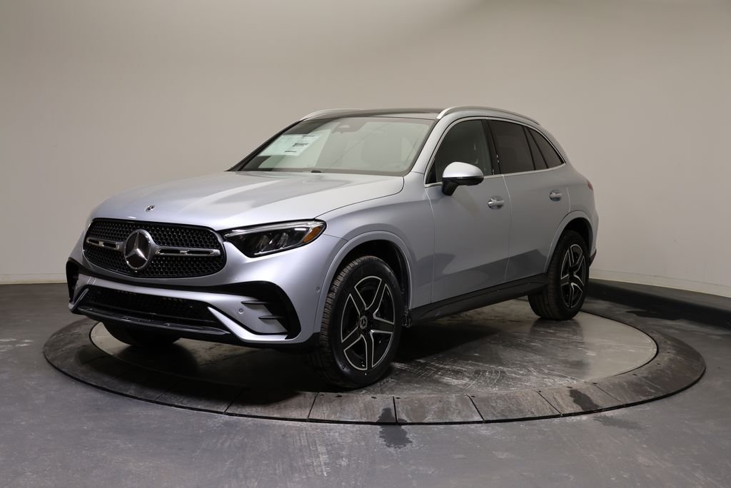 Used 2026 Cirrus Silver Metallic Mercedes-Benz GLC 300 image 3