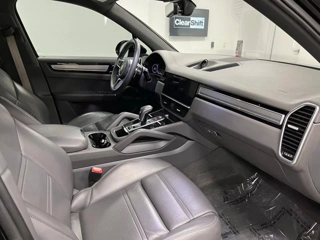 2022 Porsche Cayenne Platinum Edition - Photo 54