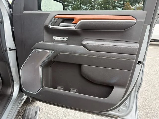 Used 2023 Sterling Metallic GMC Denali image 14