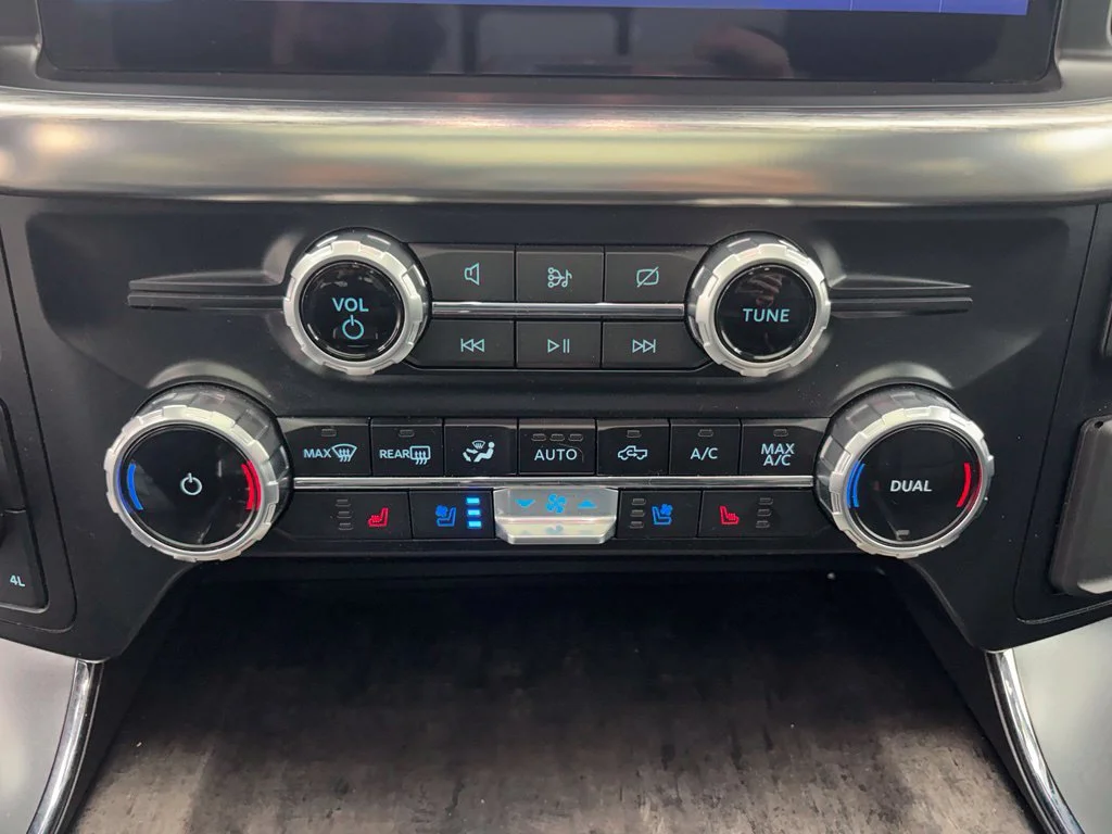 Used 2023 Silver Ford Lariat image 6