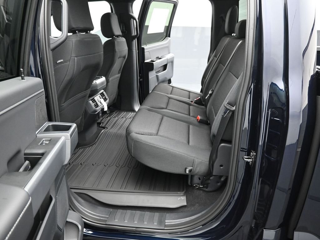 New 2026 Antimatter Blue Metallic Ford XLT image 18