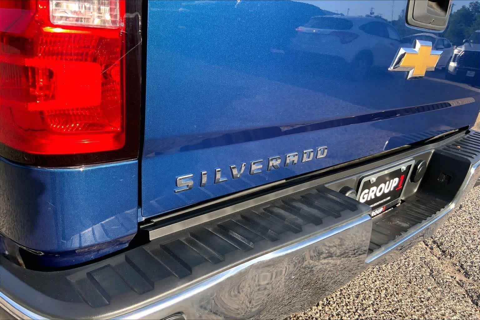 Used 2016 Deep Ocean Blue Metallic Chevrolet LS image 25