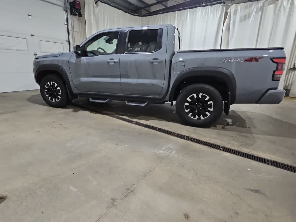 Used 2023 Boulder Gray Pearl Nissan PRO-4X image 4