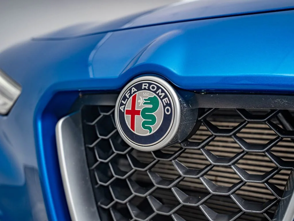 Used 2019 Misano Blue Metallic Alfa Romeo Ti image 12