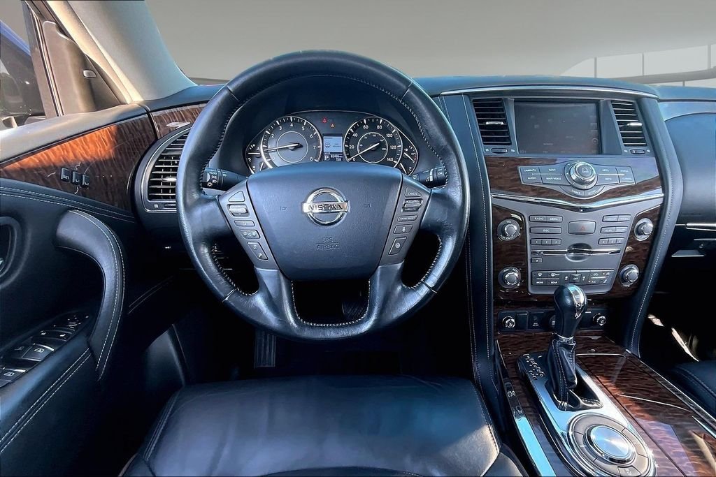 Used 2020 Gray Nissan Platinum image 5