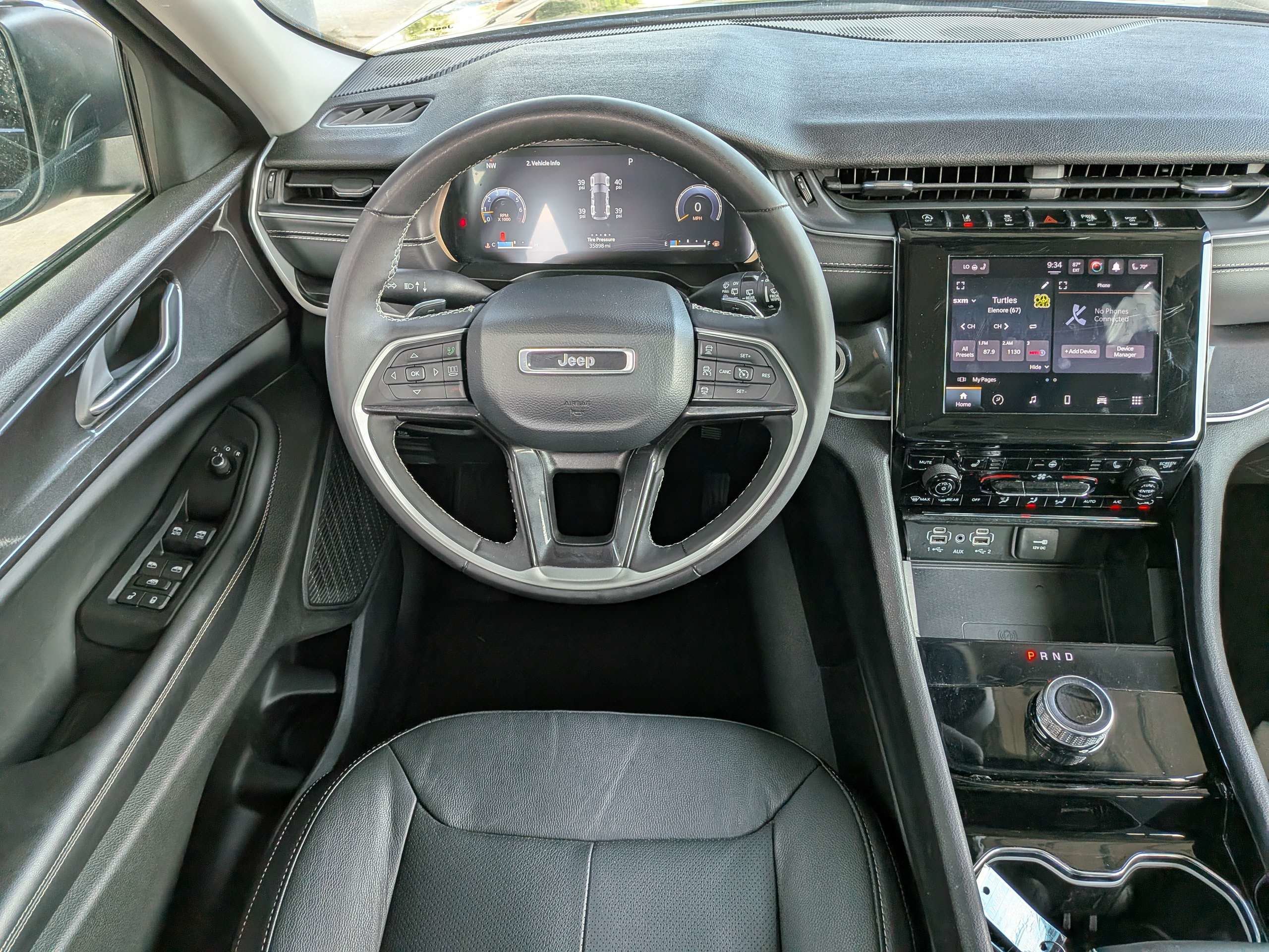 Used 2023 Black Jeep Laredo image 10