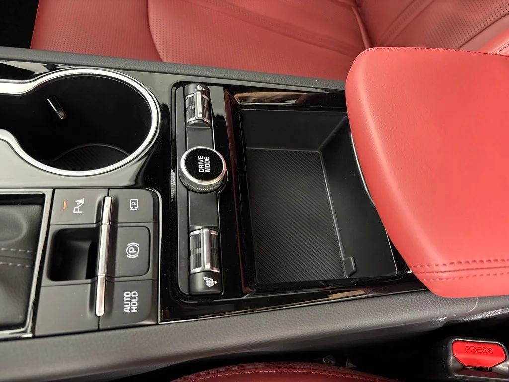 New 2026 Wolf Gray Kia GT-Line FWD image 41