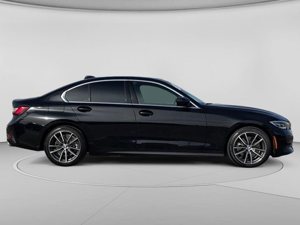 Used 2021 Black Sapphire Metallic BMW 330e iPerformance image 32