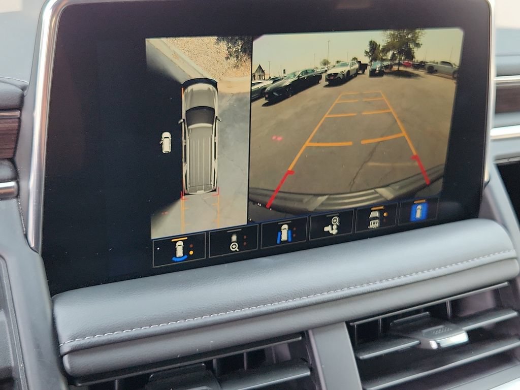 2023 Chevrolet Suburban Z71 - Photo 21
