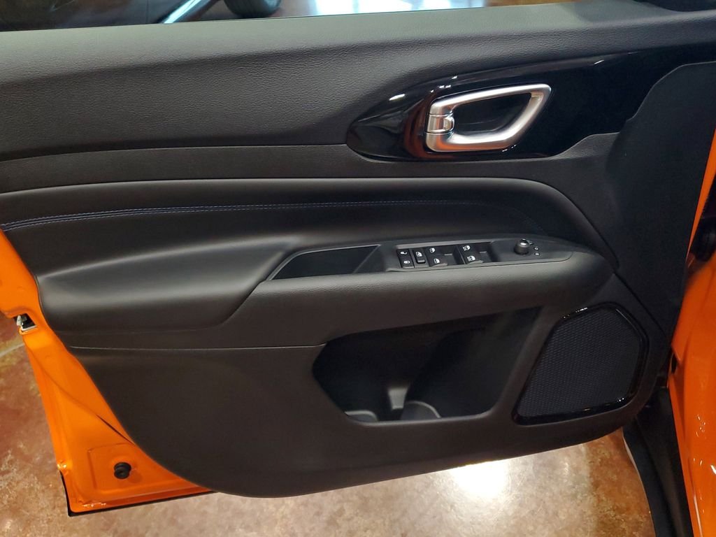 New 2026 Joose (DISC) Jeep Latitude image 18