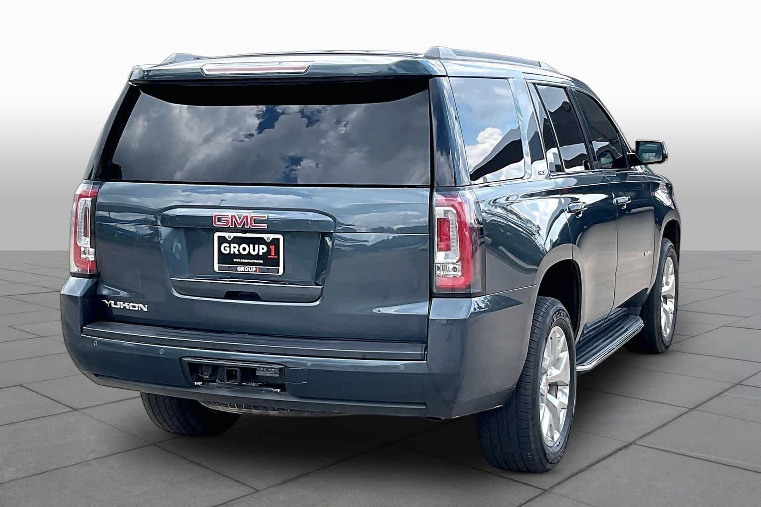 Used 2020 Dark Sky Metallic GMC SLT image 12