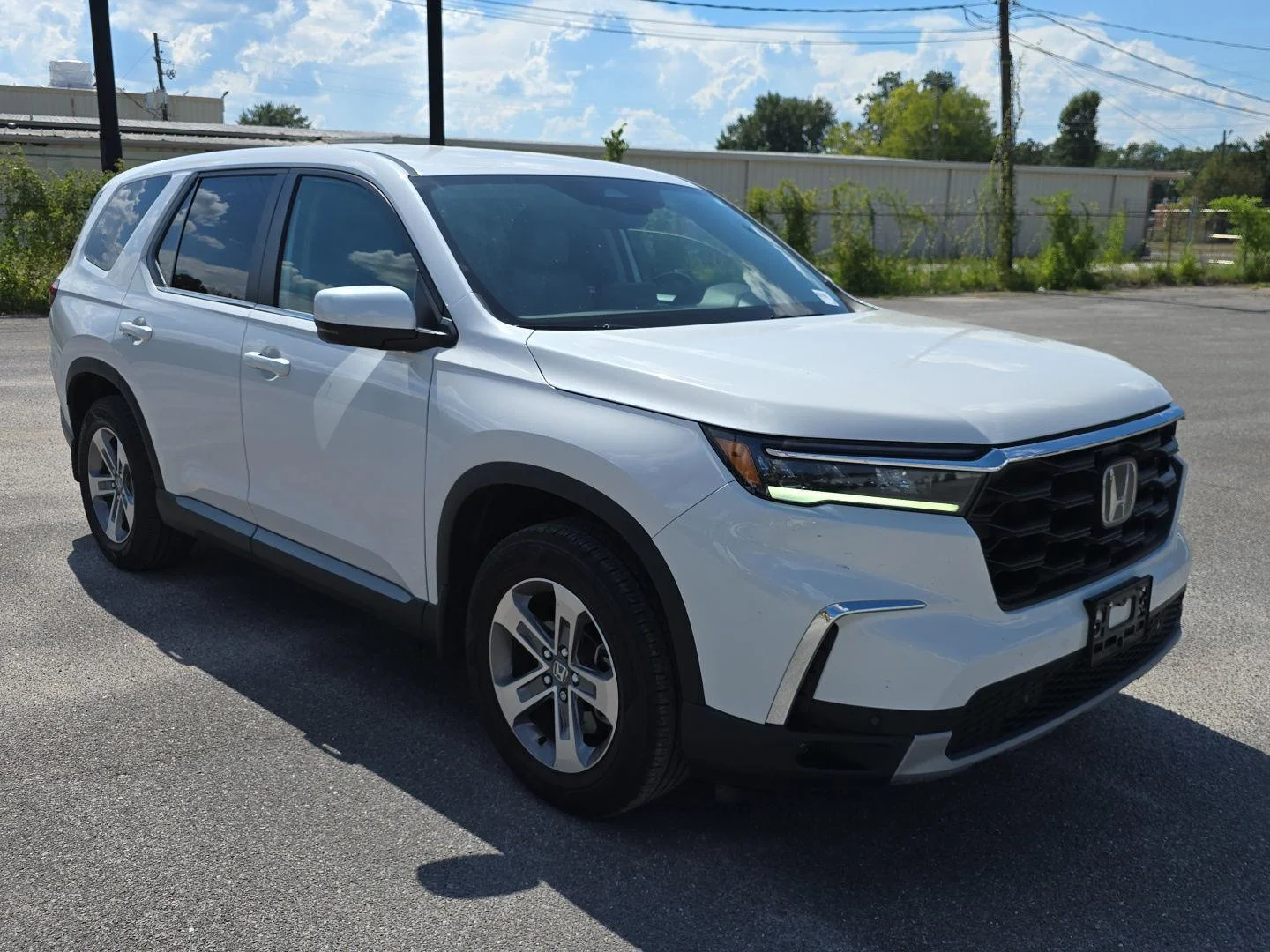 Used 2025 Platinum White Pearl Honda EX-L image 1