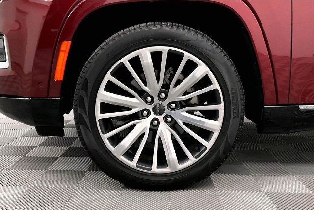 Used 2023 Velvet Red Pearlcoat Jeep Series III image 10