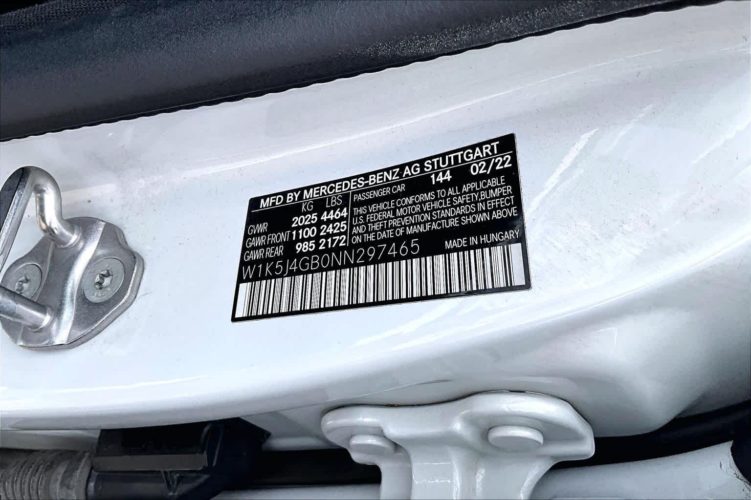 Used 2022 Digital White Metallic Mercedes-Benz CLA 250 image 31