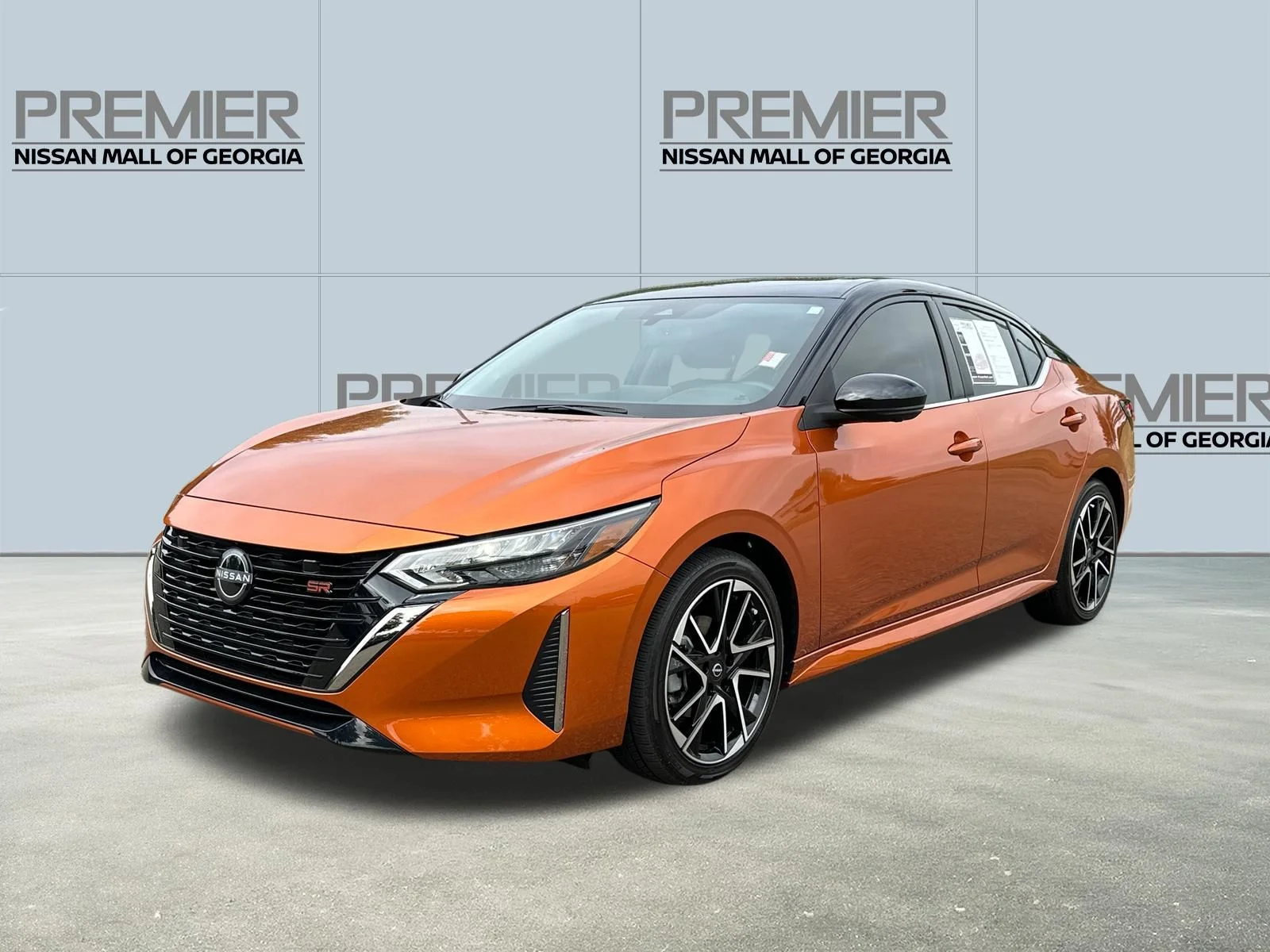 2025 Nissan Sentra SR CVT's photo