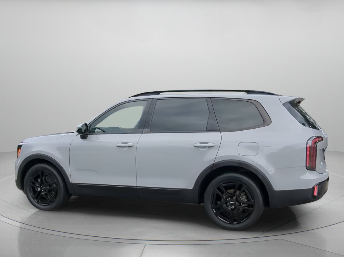 Used 2024 Wolf Gray Kia SX X-Line image 14