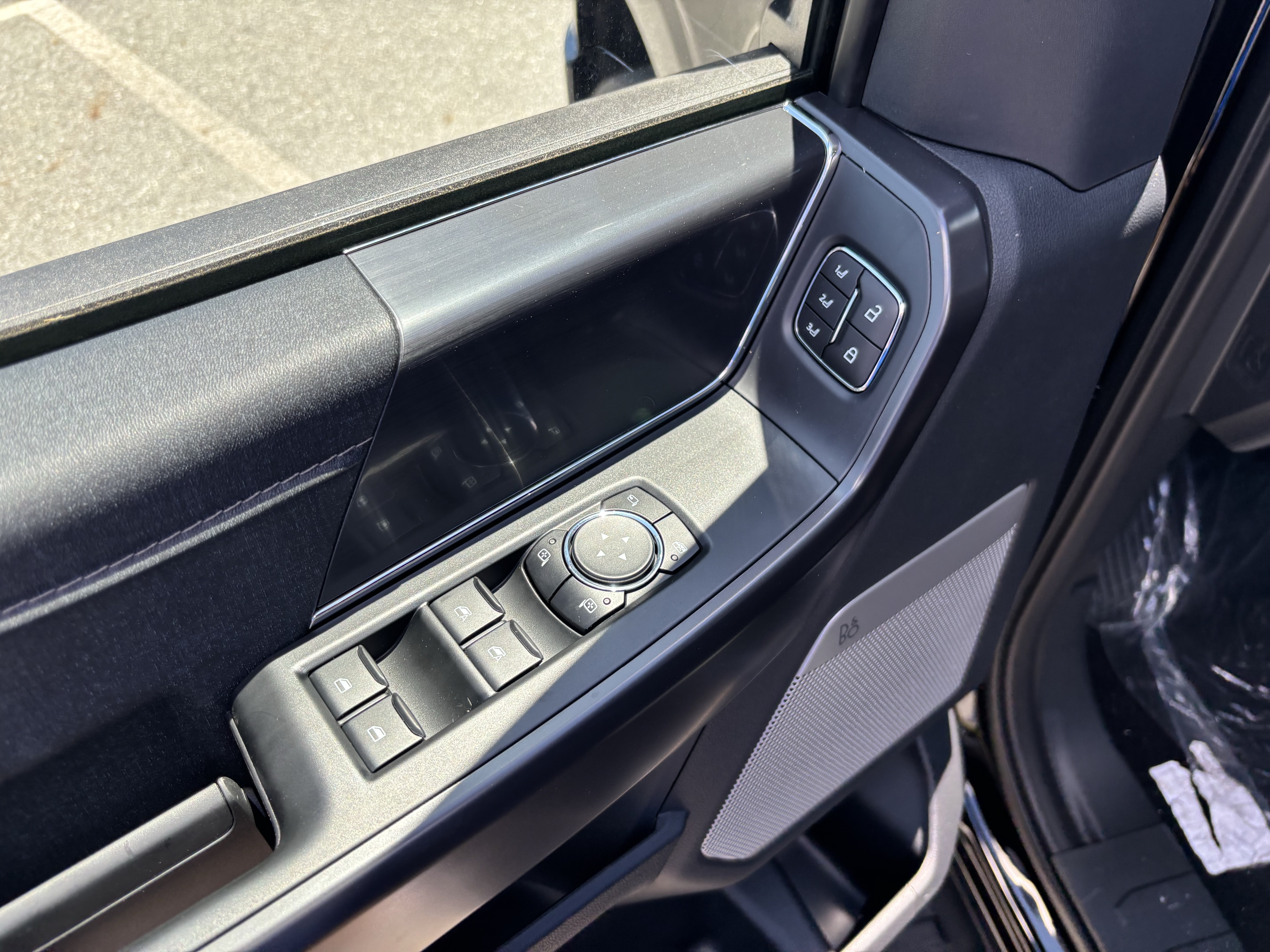 New 2026 Agate Black Metallic Ford Lariat® image 13