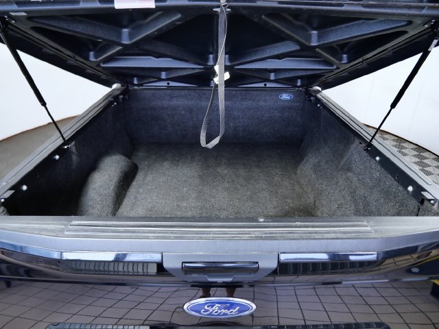 Used 2018 Black Ford XLT image 10